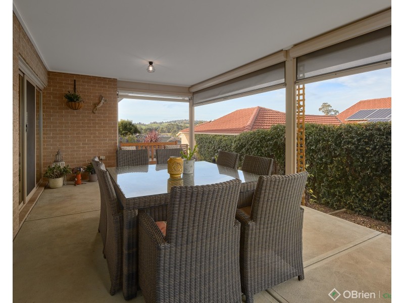 48 Walker Drive, Drouin VIC 3818