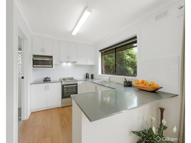 1/4 Nobel Street, Warragul VIC 3820