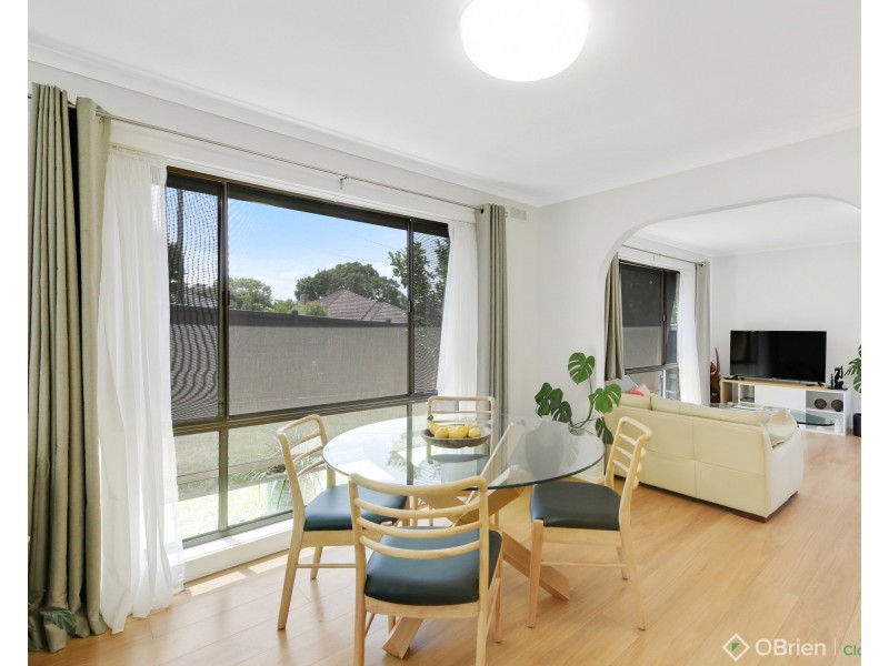 1/4 Nobel Street, Warragul VIC 3820