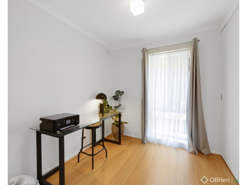 1/4 Nobel Street, Warragul VIC 3820