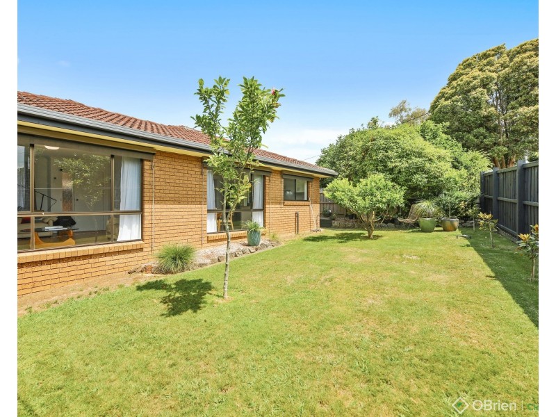 1/4 Nobel Street, Warragul VIC 3820