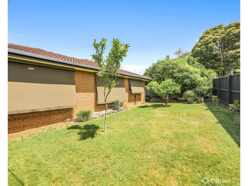 1/4 Nobel Street, Warragul VIC 3820