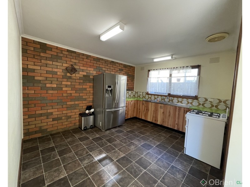 1/1A Archibald Crescent, Warragul VIC 3820