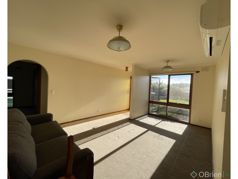 1/1A Archibald Crescent, Warragul VIC 3820