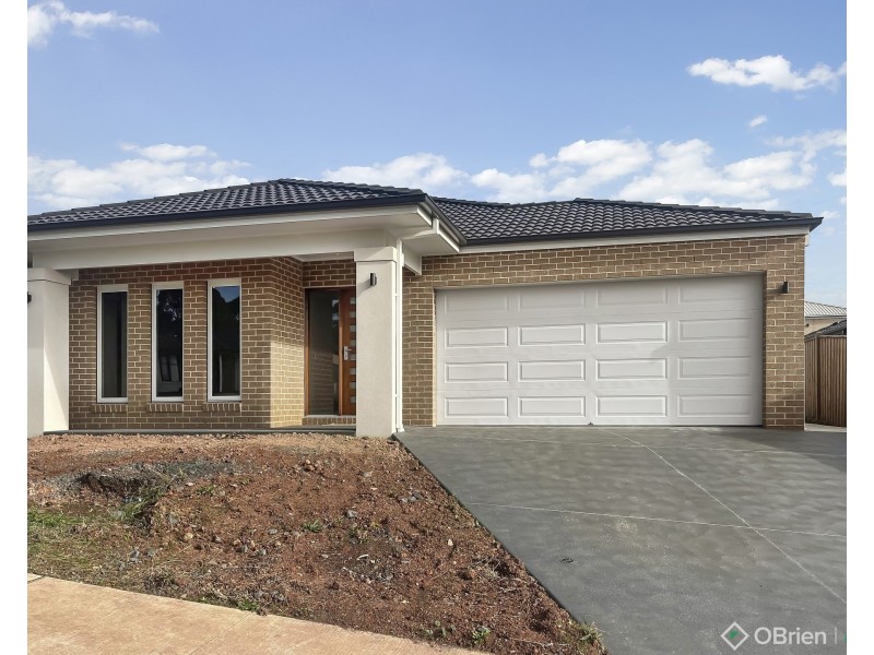 13 Kurrajong Road, Warragul VIC 3820