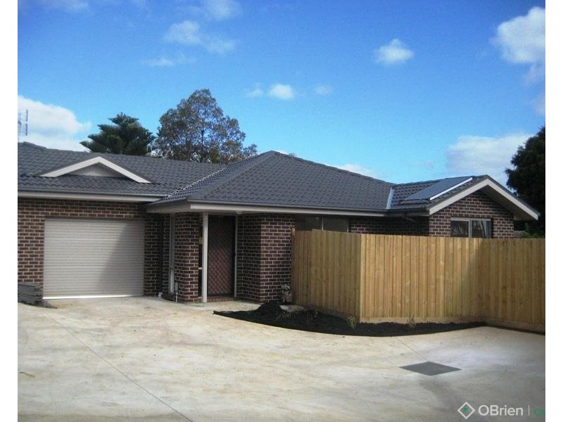 2/8 Mouritz Street, Warragul VIC 3820