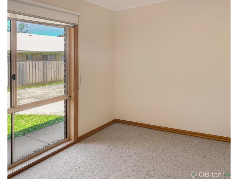 2/4 Francis Way, Warragul VIC 3820