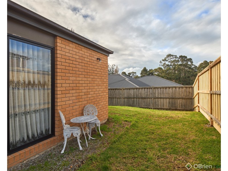 9 Park View Road, Drouin VIC 3818