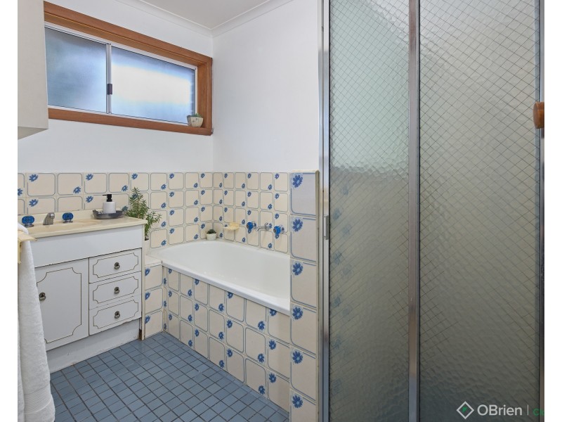 2/125 Brandy Creek Road, Warragul VIC 3820