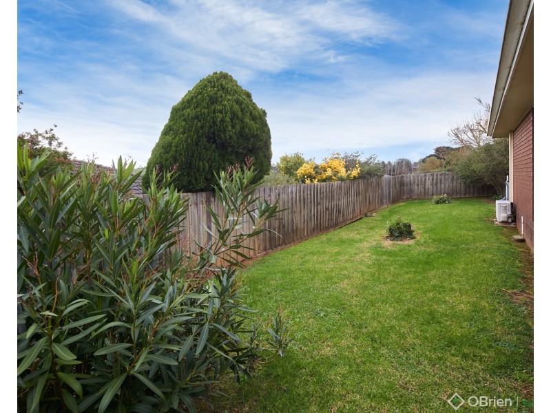 2/125 Brandy Creek Road, Warragul VIC 3820