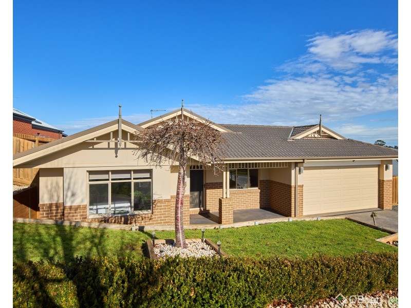 44 Kensington Square, Drouin VIC 3818