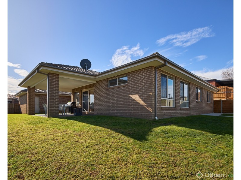 44 Kensington Square, Drouin VIC 3818
