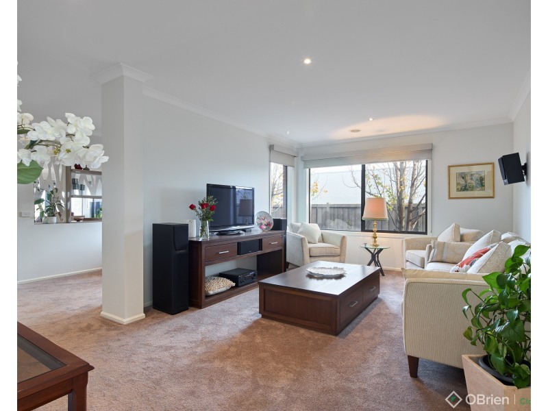 14 Golden Avenue, Warragul VIC 3820