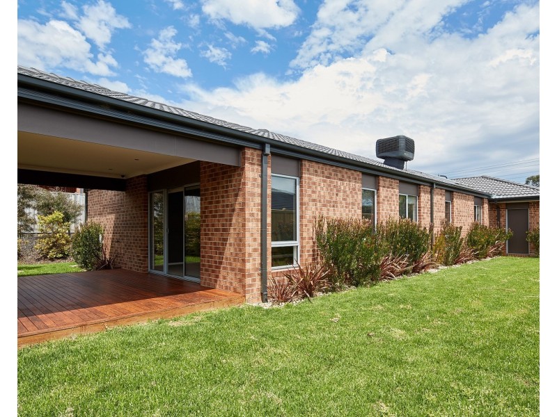 13 Silkwood Drive, Warragul VIC 3820