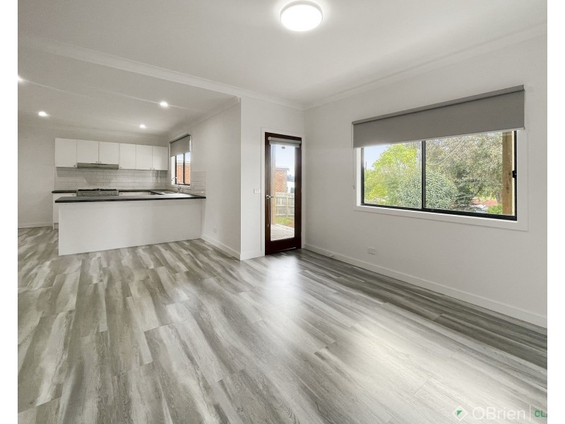 32 Acacia Street, Drouin VIC 3818