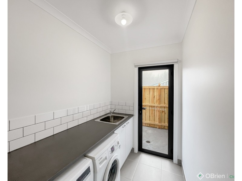 36 Sadleria Street, Drouin VIC 3818