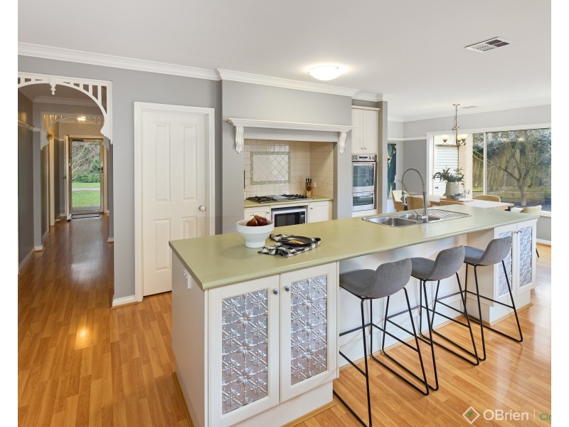 6 Evergreen Close, Drouin VIC 3818