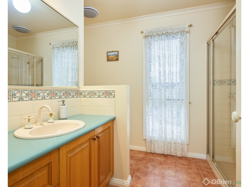 1 Gardiner Court, Warragul VIC 3820