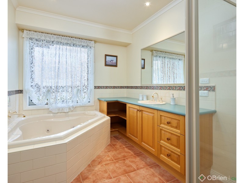 1 Gardiner Court, Warragul VIC 3820