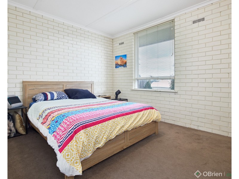 1/43 Lampard Road, Drouin VIC 3818