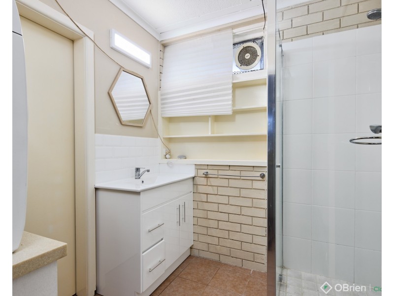 1/43 Lampard Road, Drouin VIC 3818