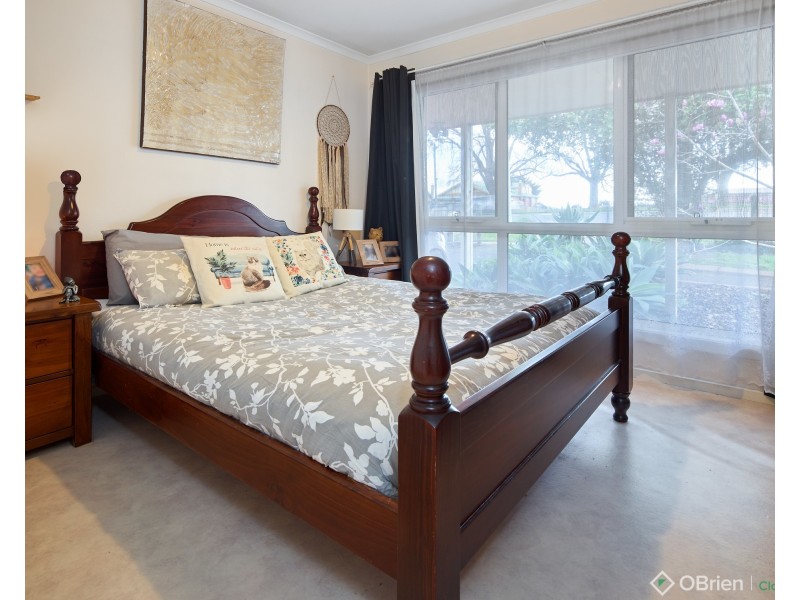 4 Main South Road, Drouin VIC 3818