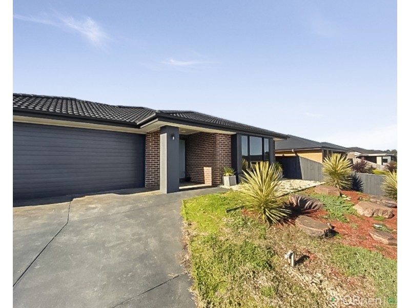 32 Boyd Avenue, Warragul VIC 3820