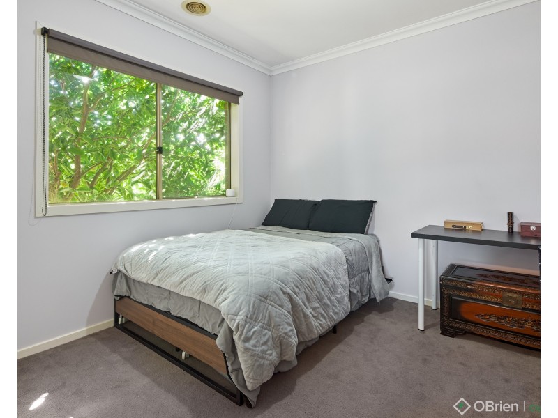 27 Rivendale Crescent, Drouin VIC 3818