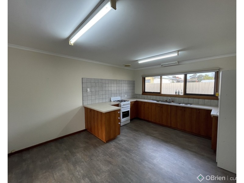 2/2 Witton Street, Longwarry VIC 3816