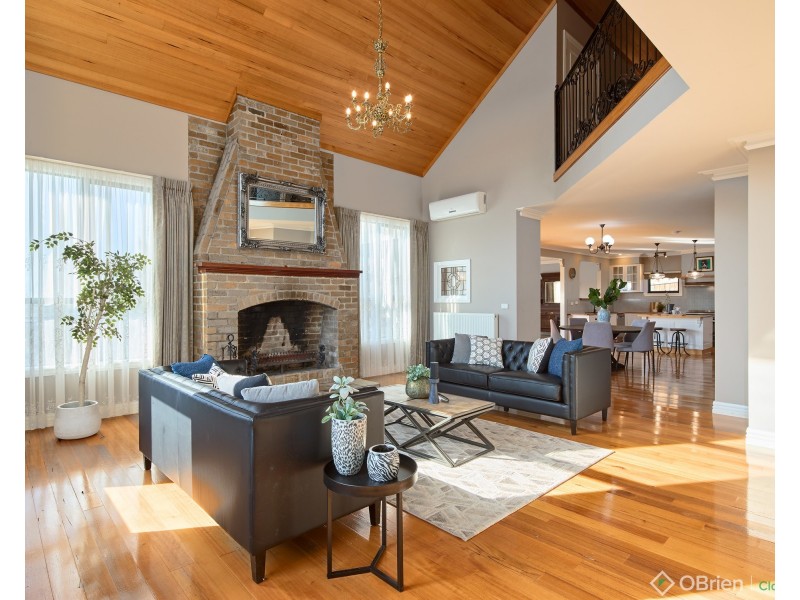 18 Nursery Rise, Warragul VIC 3820