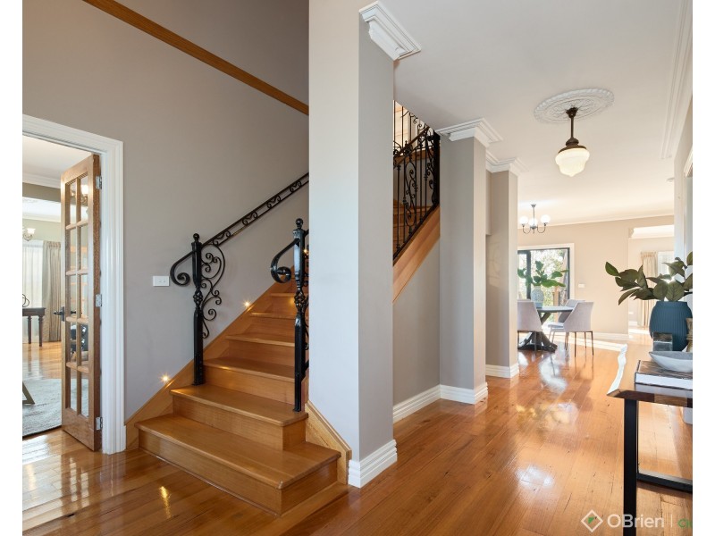 18 Nursery Rise, Warragul VIC 3820