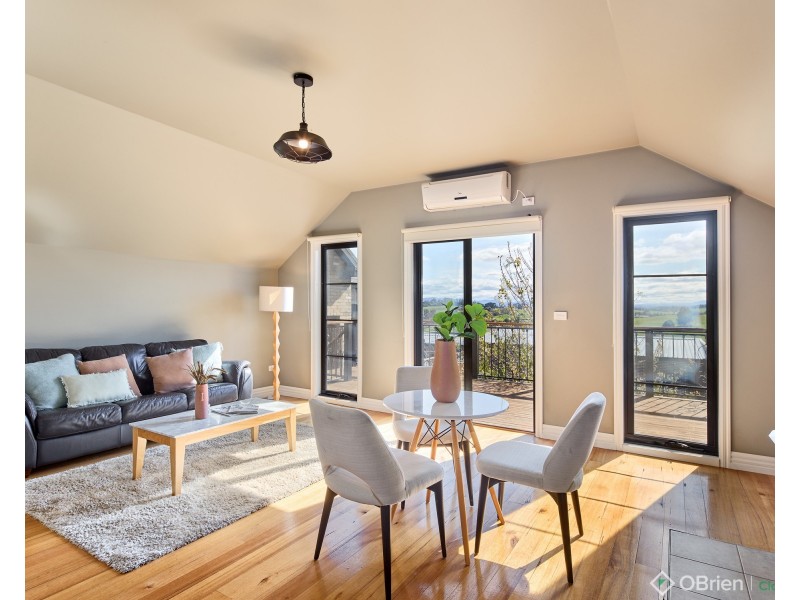 18 Nursery Rise, Warragul VIC 3820