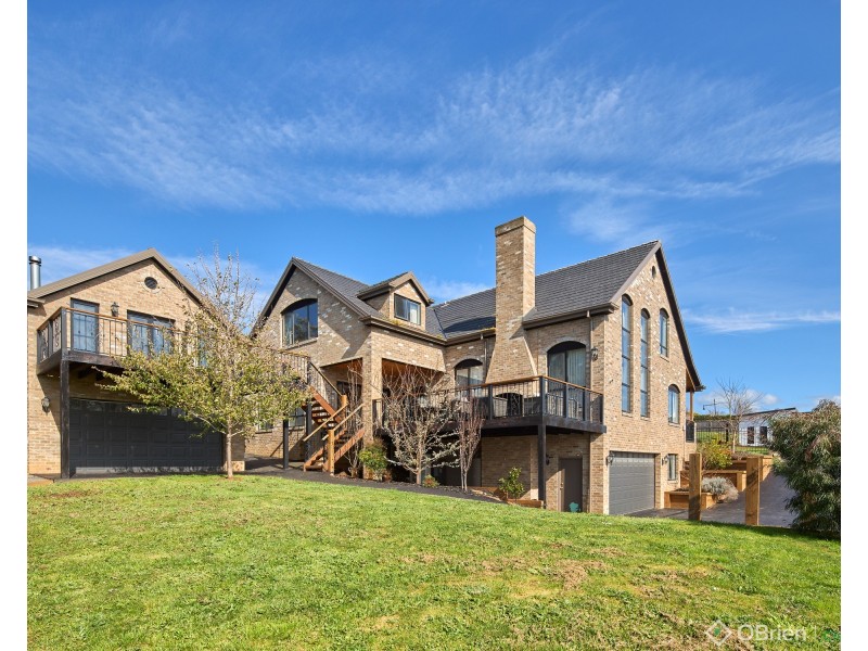 18 Nursery Rise, Warragul VIC 3820