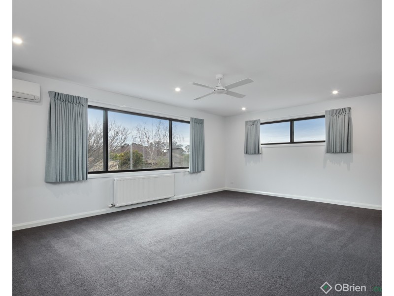 16 Montgomery Street, Warragul VIC 3820