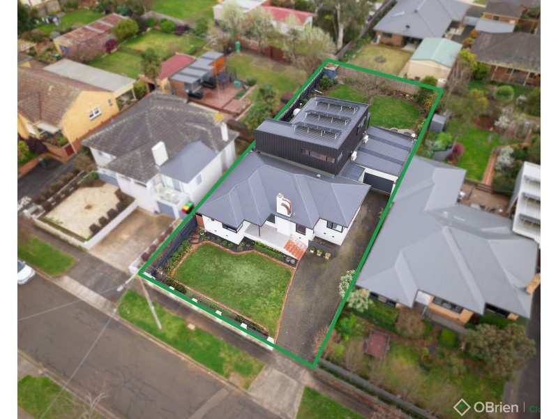 16 Montgomery Street, Warragul VIC 3820