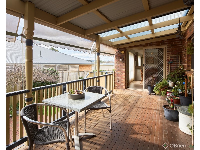 19 Mountain Vista Court, Drouin VIC 3818