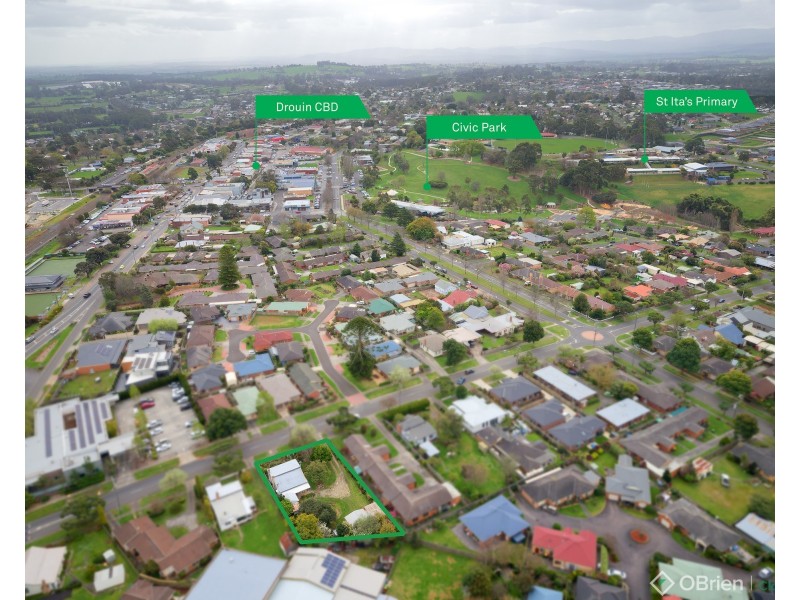 6 Hopetoun Road, Drouin VIC 3818