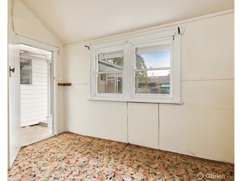 6 Hopetoun Road, Drouin VIC 3818