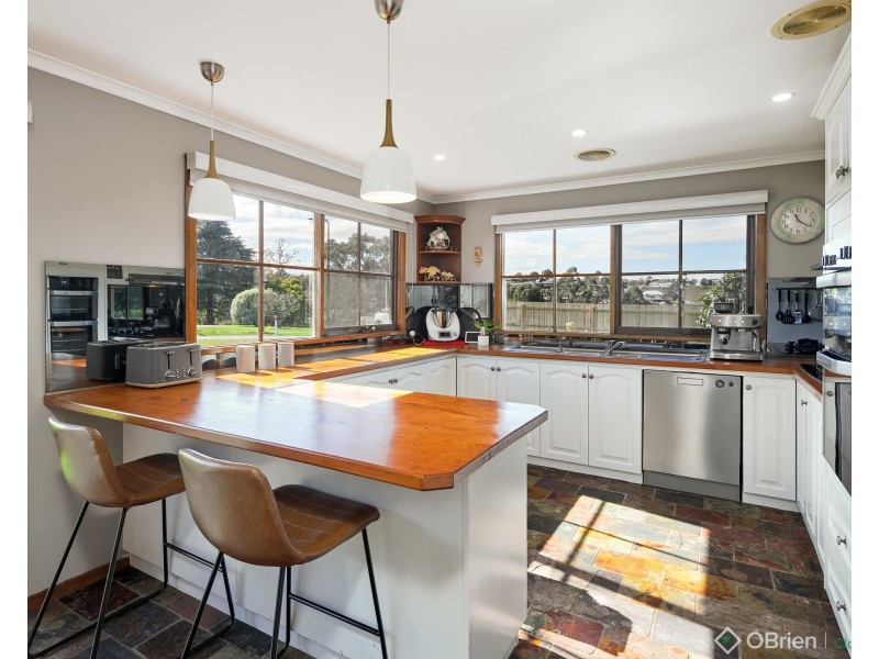 72B Weebar Road, Drouin VIC 3818