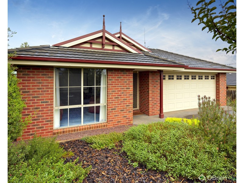 1 Cameron Court, Drouin VIC 3818