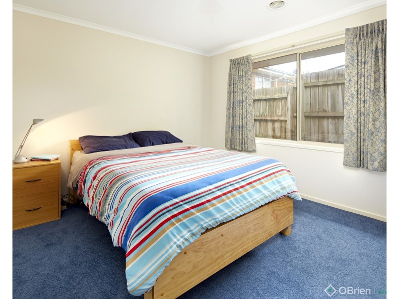 1 Cameron Court, Drouin VIC 3818