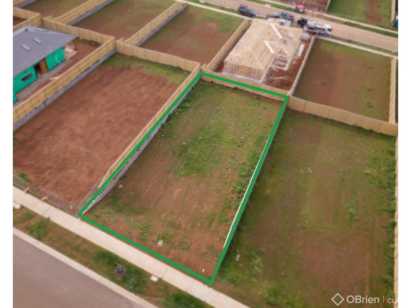 13 Newton Avenue, Warragul VIC 3820