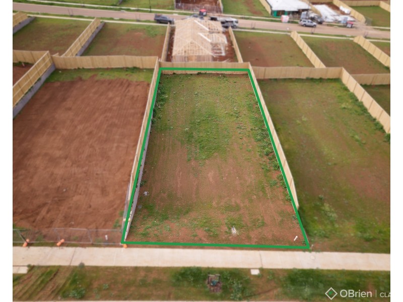 13 Newton Avenue, Warragul VIC 3820