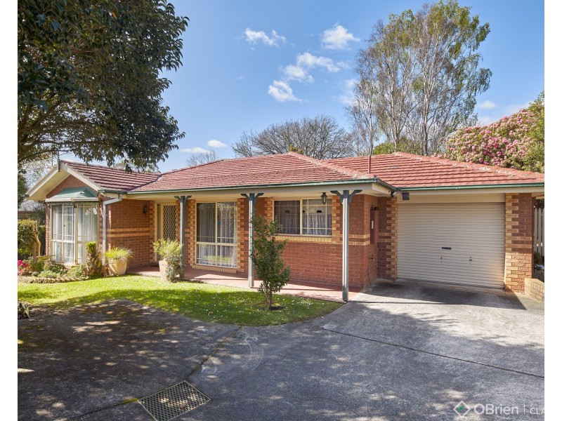 2/17 Grant Street, Drouin VIC 3818