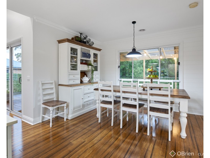 15 Samuel Drive, Drouin VIC 3818