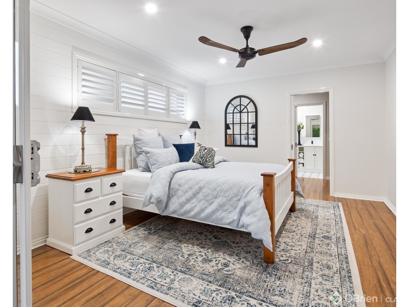 15 Samuel Drive, Drouin VIC 3818