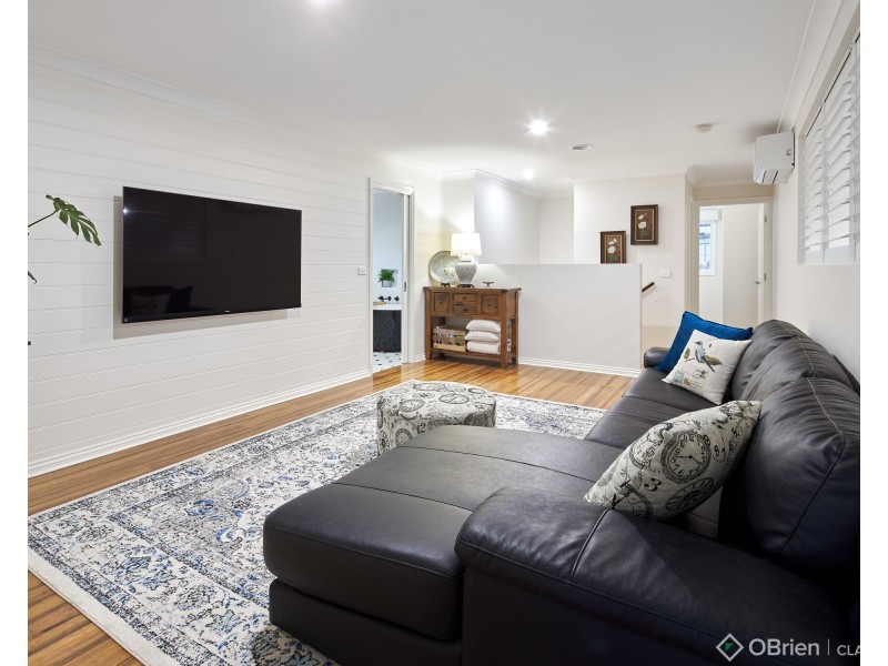 15 Samuel Drive, Drouin VIC 3818