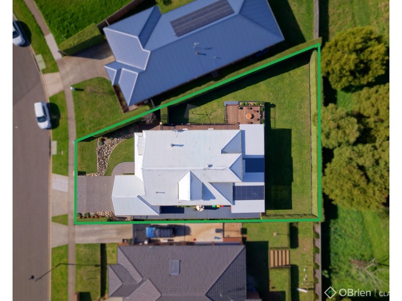 15 Samuel Drive, Drouin VIC 3818