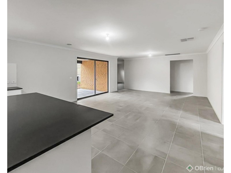 41 Kurrajong Road, Warragul VIC 3820