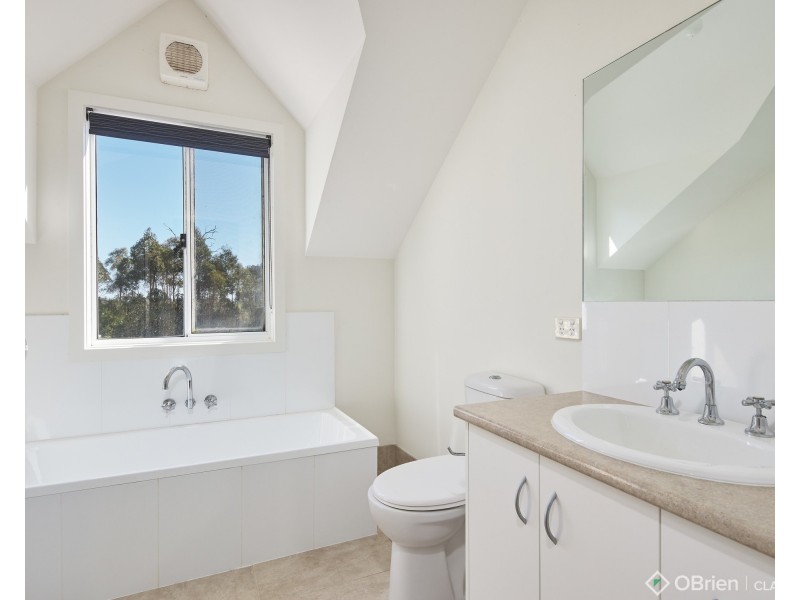 535 Old Telegraph Road, Jindivick VIC 3818